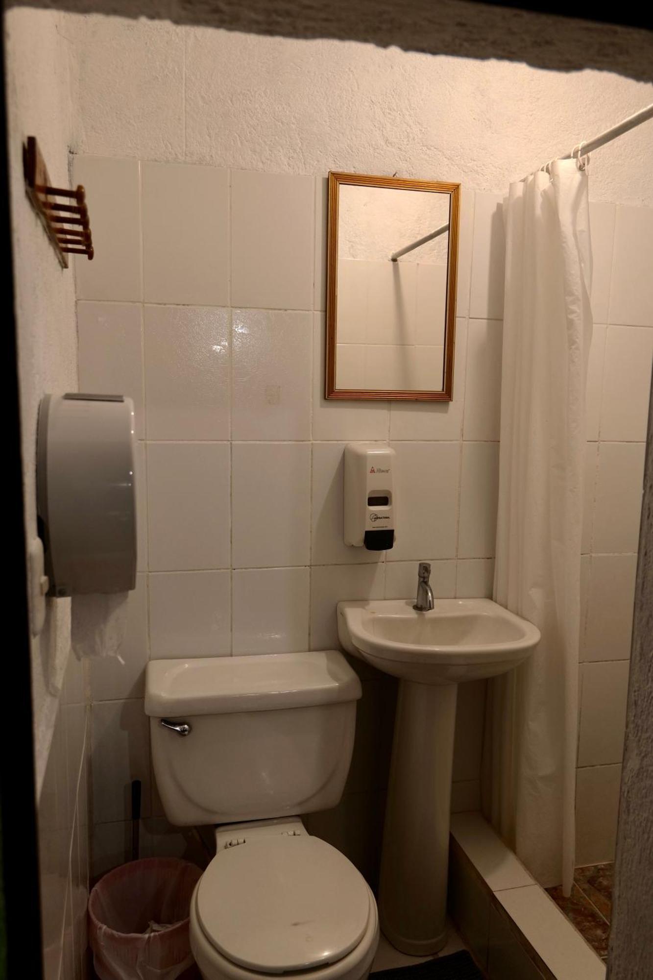 Wonderland Hostel Antigua Екстериор снимка