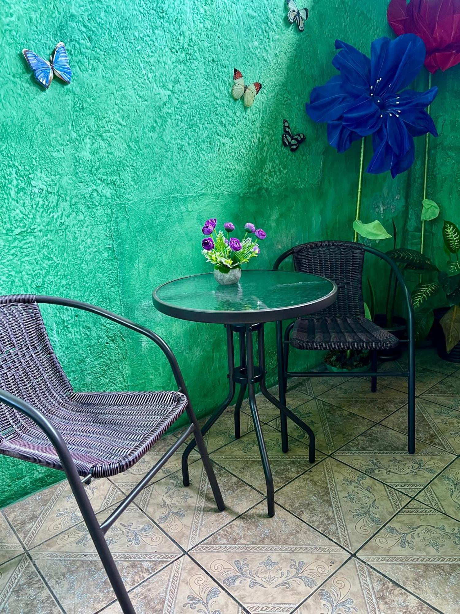 Wonderland Hostel Antigua Екстериор снимка